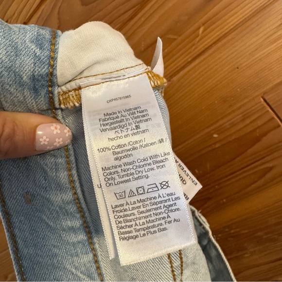 Madewell Light Wash The Perfect Vintage Jean, Size 28 - Picture 8 of 8